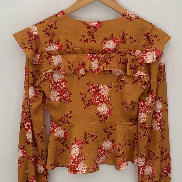MAJORELLE Broadway V-Neck Ruffle Floral Satin Top Blouse Revolve Size XS - Picture 12 of 14